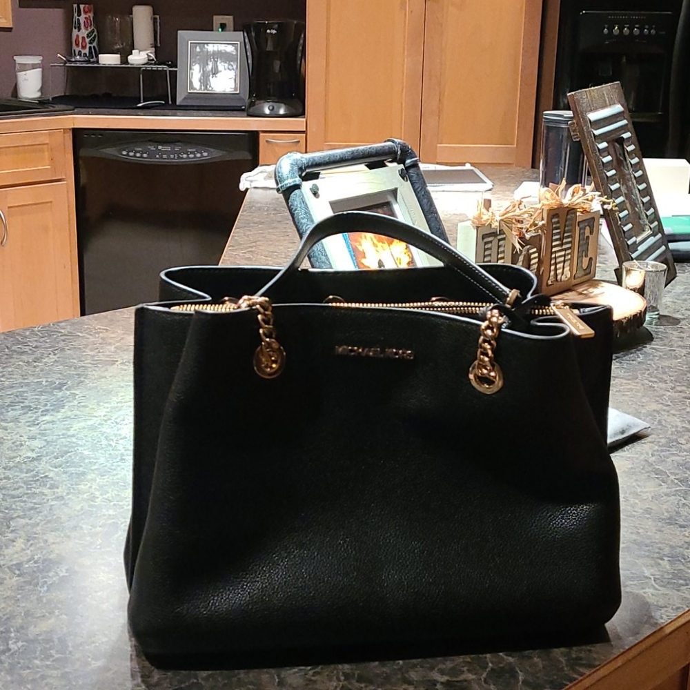 Michael Kors medium shoulder bag